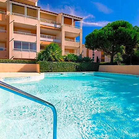 Vacanceole - Savanna Beach- Terrasses De Savanna 아파트호텔 3*