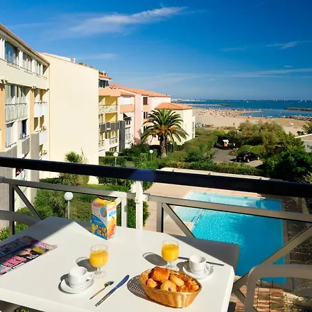 Hotel apartamentowy Vacanceole - Savanna Beach- Terrasses De Savanna